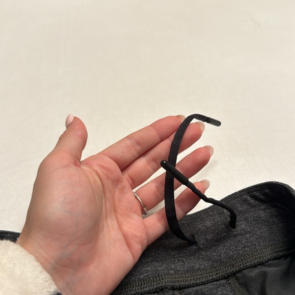 26. Lululemon Heather Black Sweatpants - Picture 7 of 7